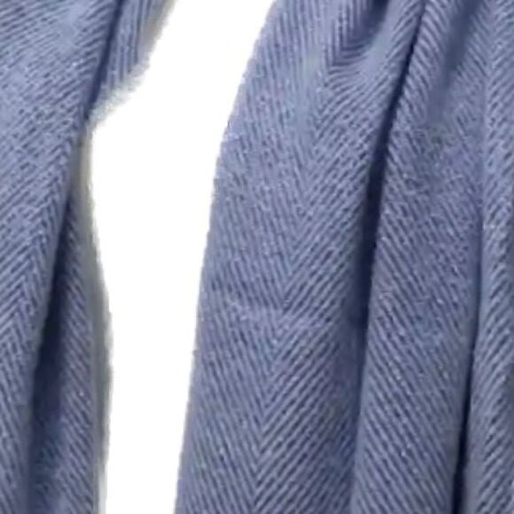 INC International Concepts Women's Two-Tone Shine Wrap Scarf Navy New - Picture 3 of 4